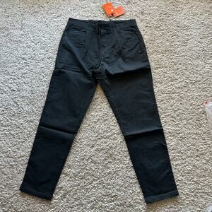 Men's YoungLA 625 Slim Fit Tapered Chino Pants, 32R  NWT, DarkGrey